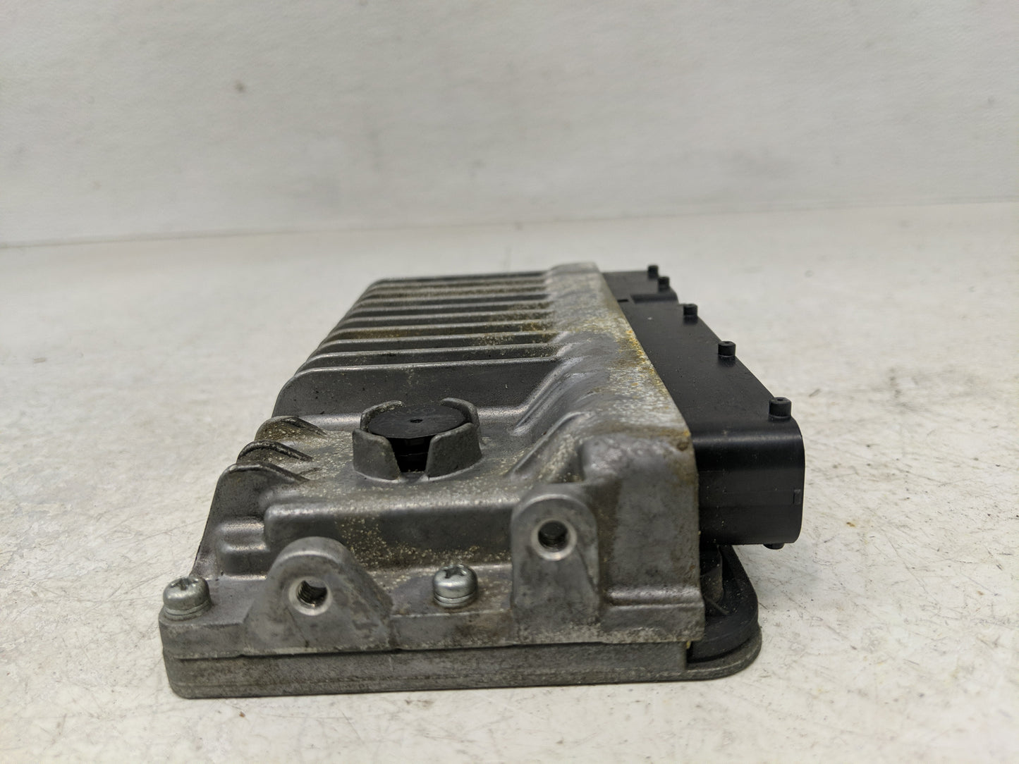 2014 Toyota Camry PCM Engine Control Computer ECU ECM PCU OEM P/N:89661-06K74 Fits OEM Used Auto Parts - Oemusedautoparts1.c
