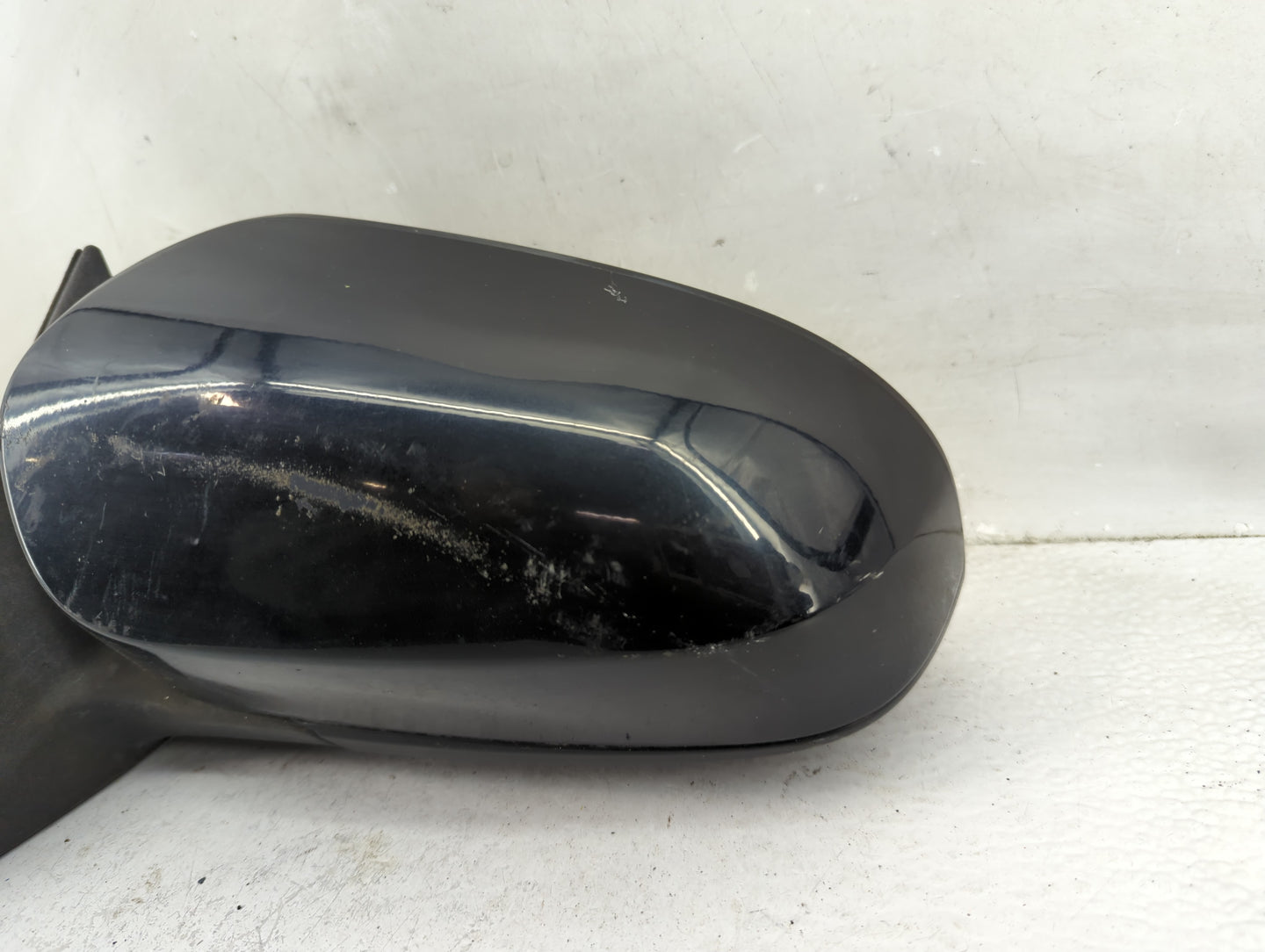 2012-2014 Toyota Camry Driver Side View Mirror - Left Door Mirror OEM Used - Oemusedautoparts1.com