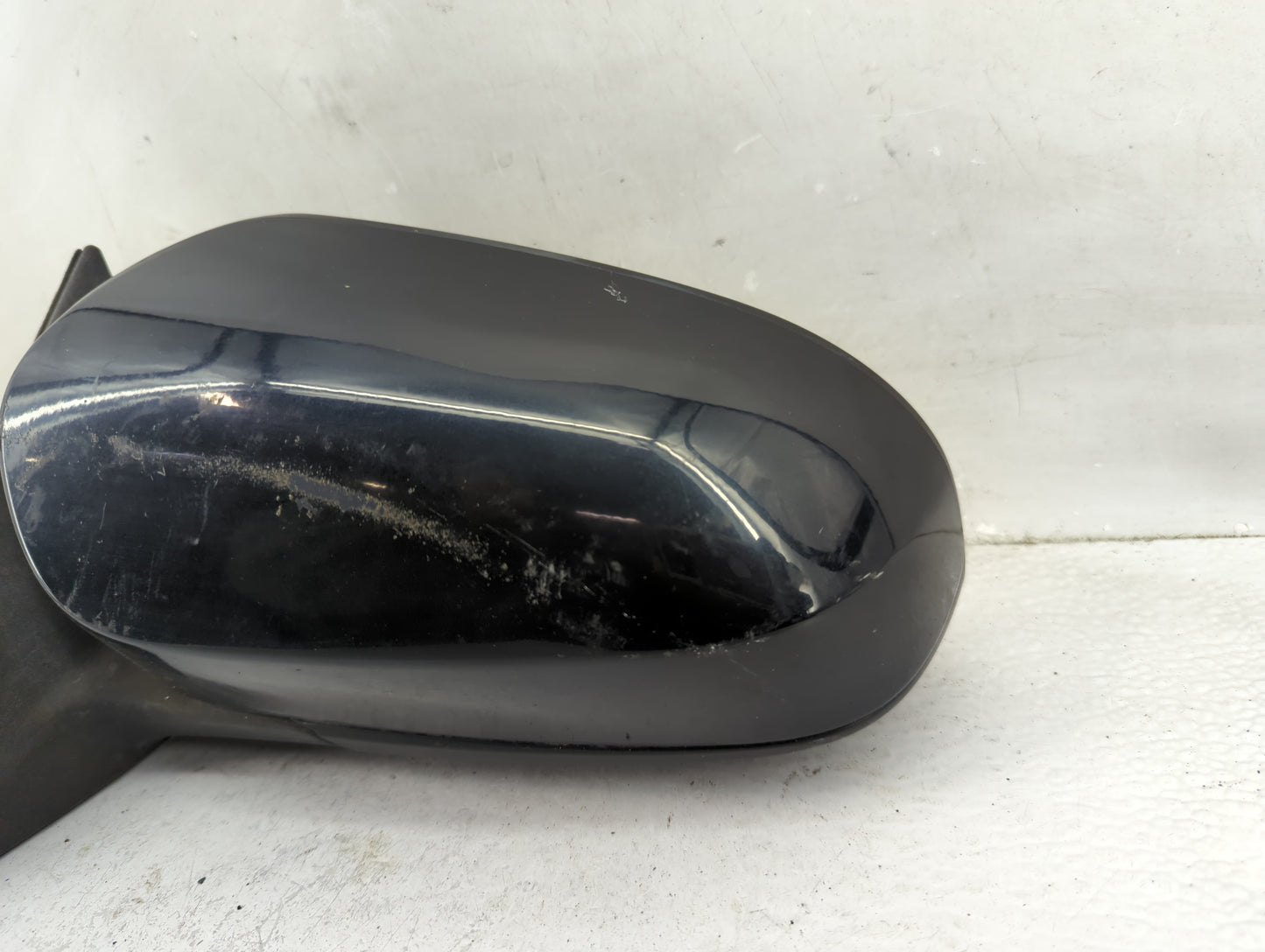 2012-2014 Toyota Camry Driver Side View Mirror - Left Door Mirror OEM Used - Oemusedautoparts1.com