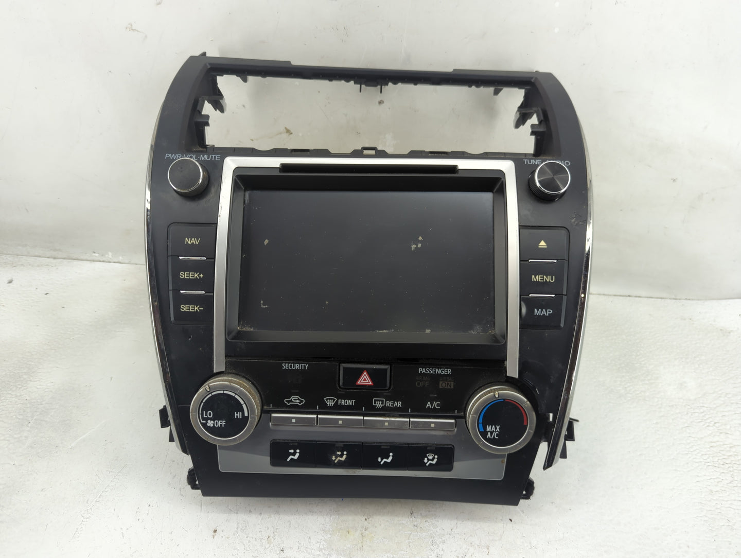 2014 Toyota Camry Radio AM FM Cd Player Receiver Replacement P/N:86140-06011 Fits OEM Used Auto Parts - Oemusedautoparts1.co