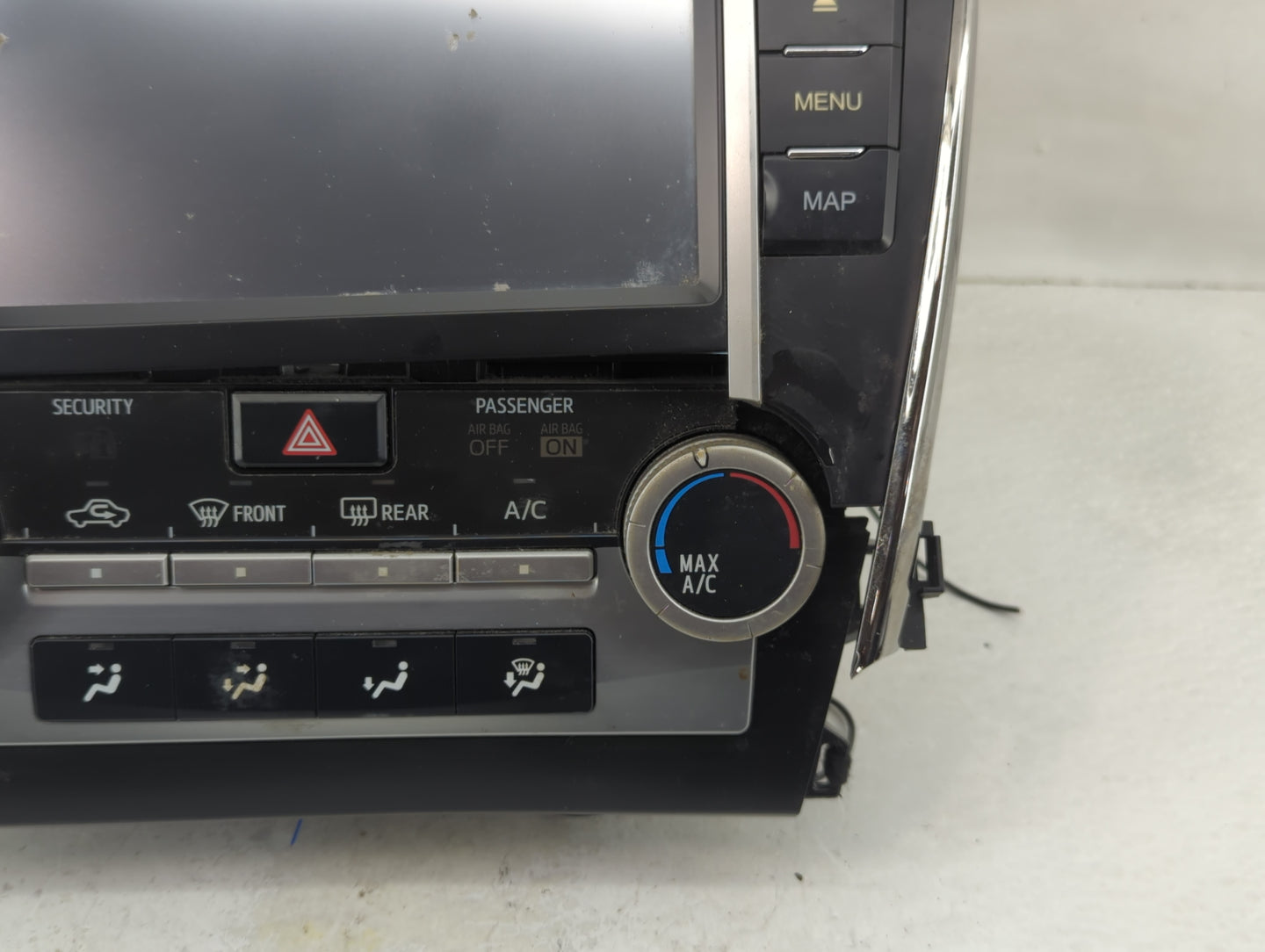 2014 Toyota Camry Radio AM FM Cd Player Receiver Replacement P/N:86140-06011 Fits OEM Used Auto Parts - Oemusedautoparts1.co