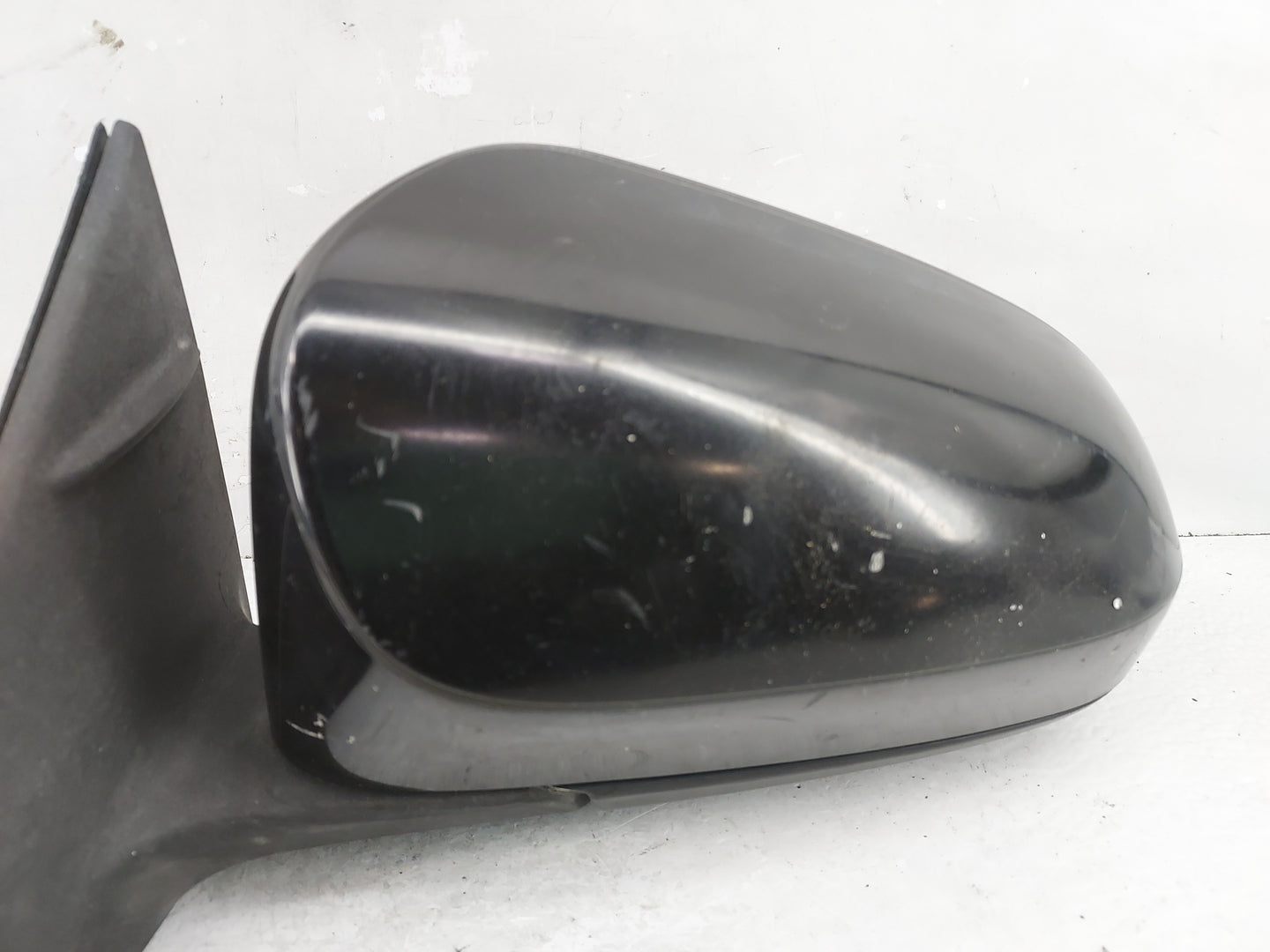 2012-2014 Toyota Camry Driver Side View Mirror - Left Door Mirror OEM Used - Oemusedautoparts1.com