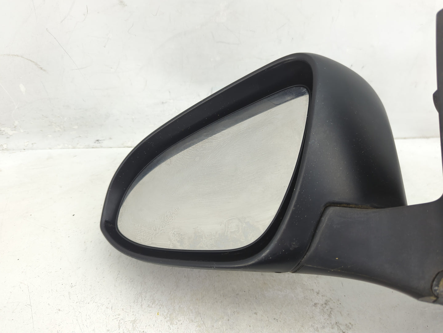 2012-2014 Toyota Camry Driver Side View Mirror - Left Door Mirror OEM Used - Oemusedautoparts1.com