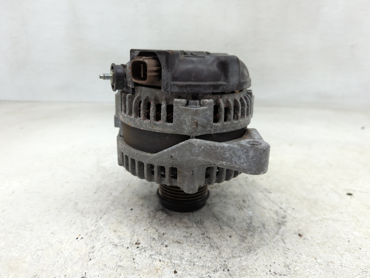 2012-2014 Toyota Camry Alternator Replacement Generator Charging Assembly Engine OEM P/N:TN104210-2344 27060-0V010 Fits OEM 