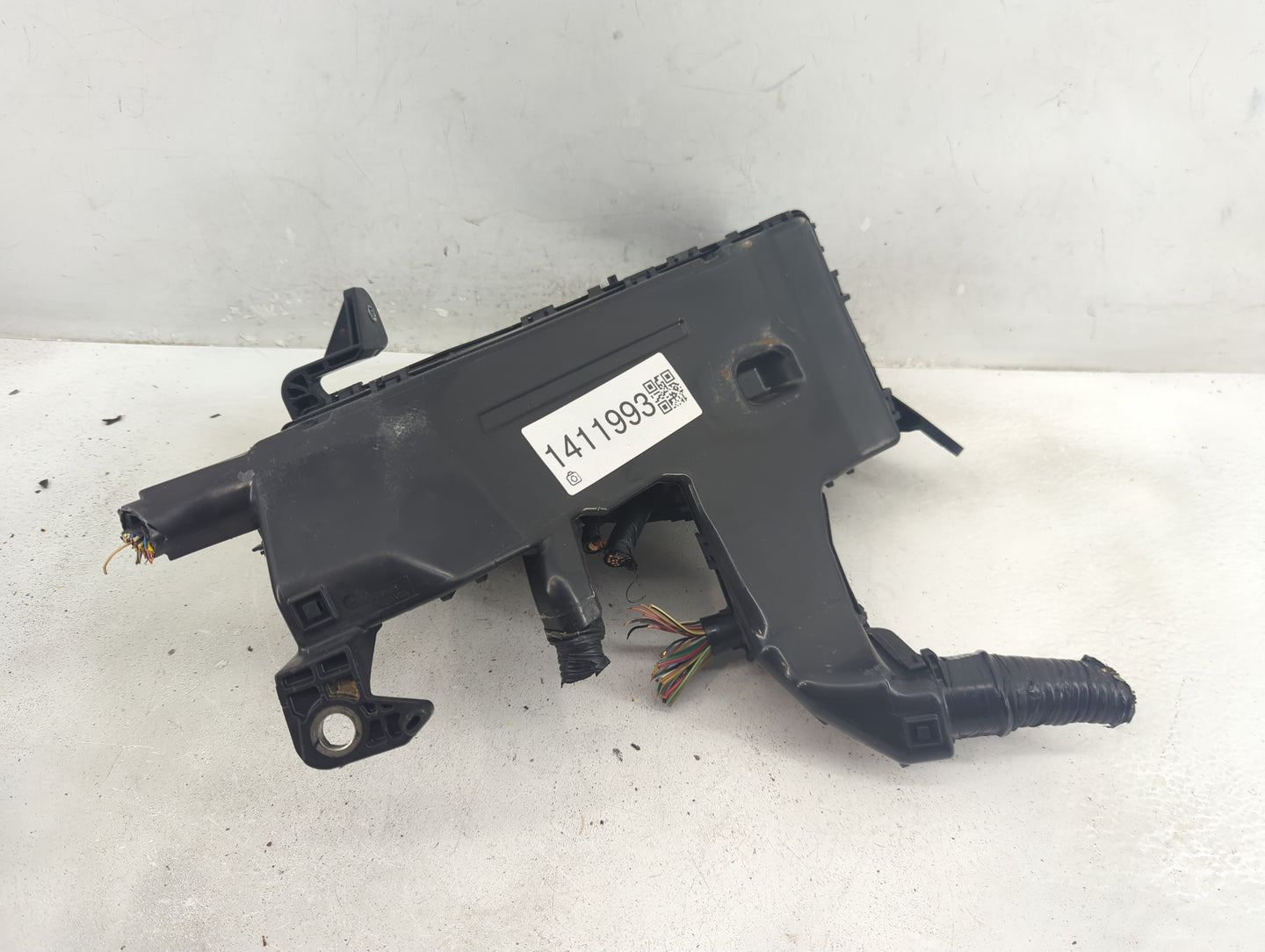 2012-2017 Toyota Camry Fusebox Fuse Box Panel Relay Module P/N:82662-06190 Fits Fits 2012 2013 2014 2015 2016 2017 OEM Used 