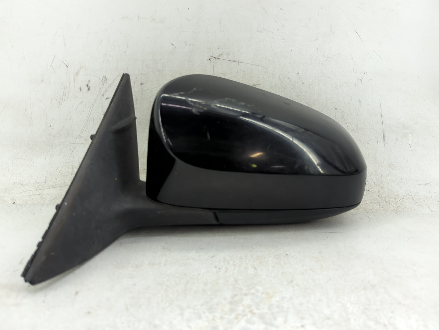2012-2014 Toyota Camry Driver Side View Mirror - Left Door Mirror OEM Used - Oemusedautoparts1.com