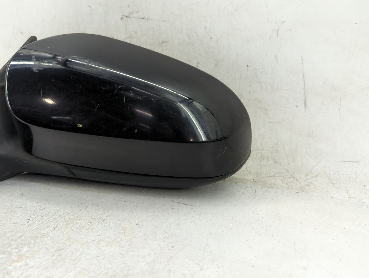 2012-2014 Toyota Camry Driver Side View Mirror - Left Door Mirror OEM Used - Oemusedautoparts1.com