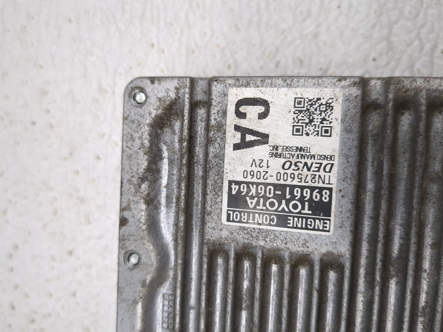2014 Toyota Camry PCM Engine Control Computer ECU ECM PCU OEM P/N:89661-06K64 TN275600-2060 Fits OEM Used Auto Parts - Oemus