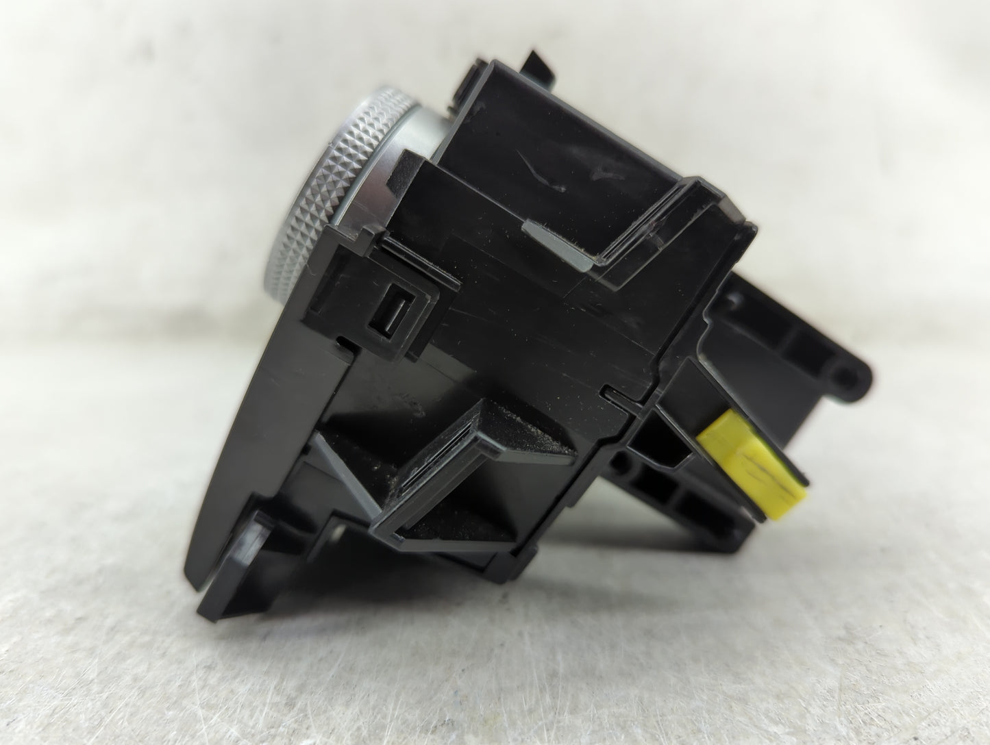 2012-2014 Toyota Camry Ac Heater Climate Control Temperature Oem - Oemusedautoparts1.com