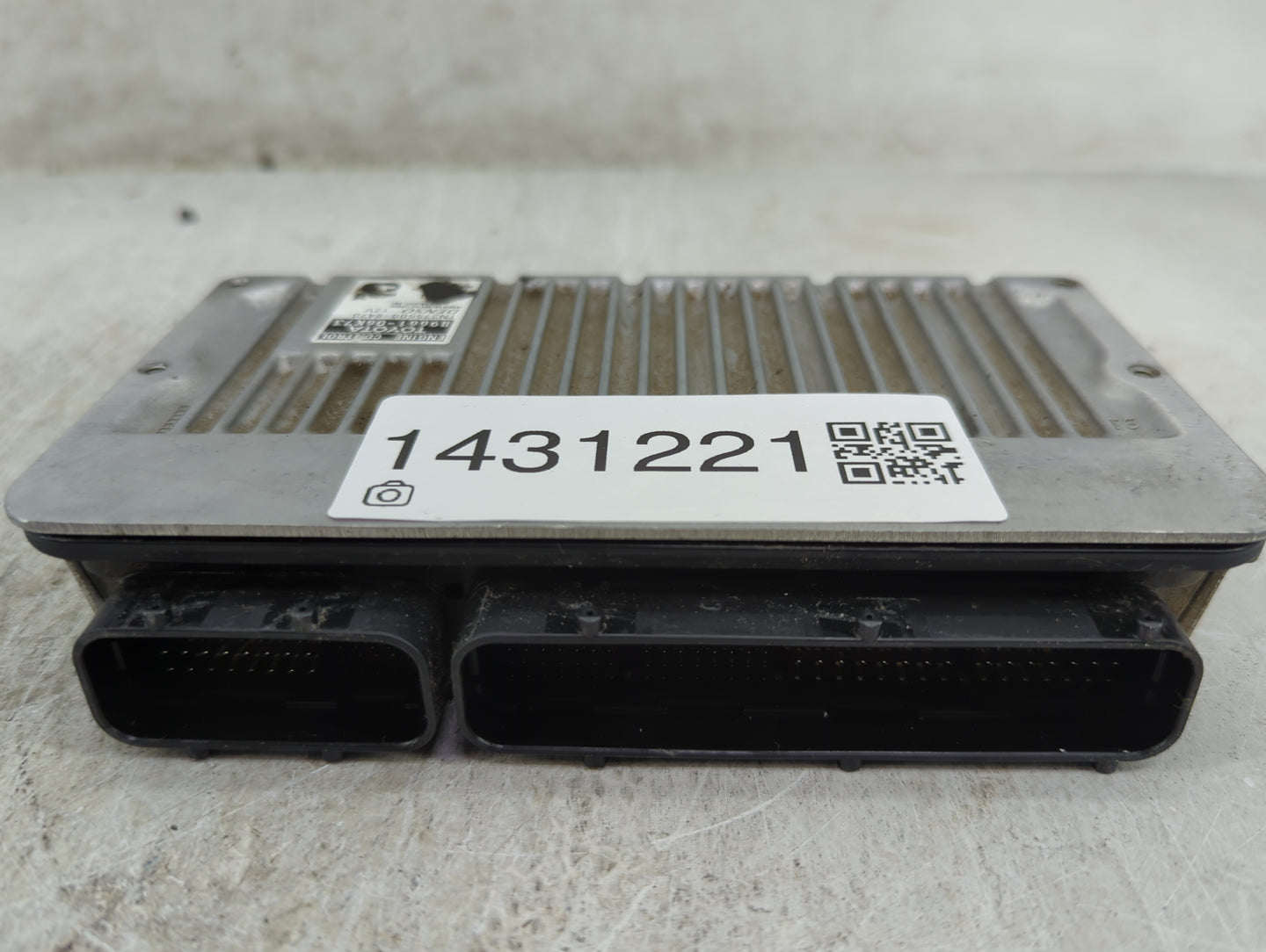 2012-2014 Toyota Camry PCM Engine Control Computer ECU ECM PCU OEM P/N:89661-06K73 TN275500-8470 Fits Fits 2012 2013 2014 OE