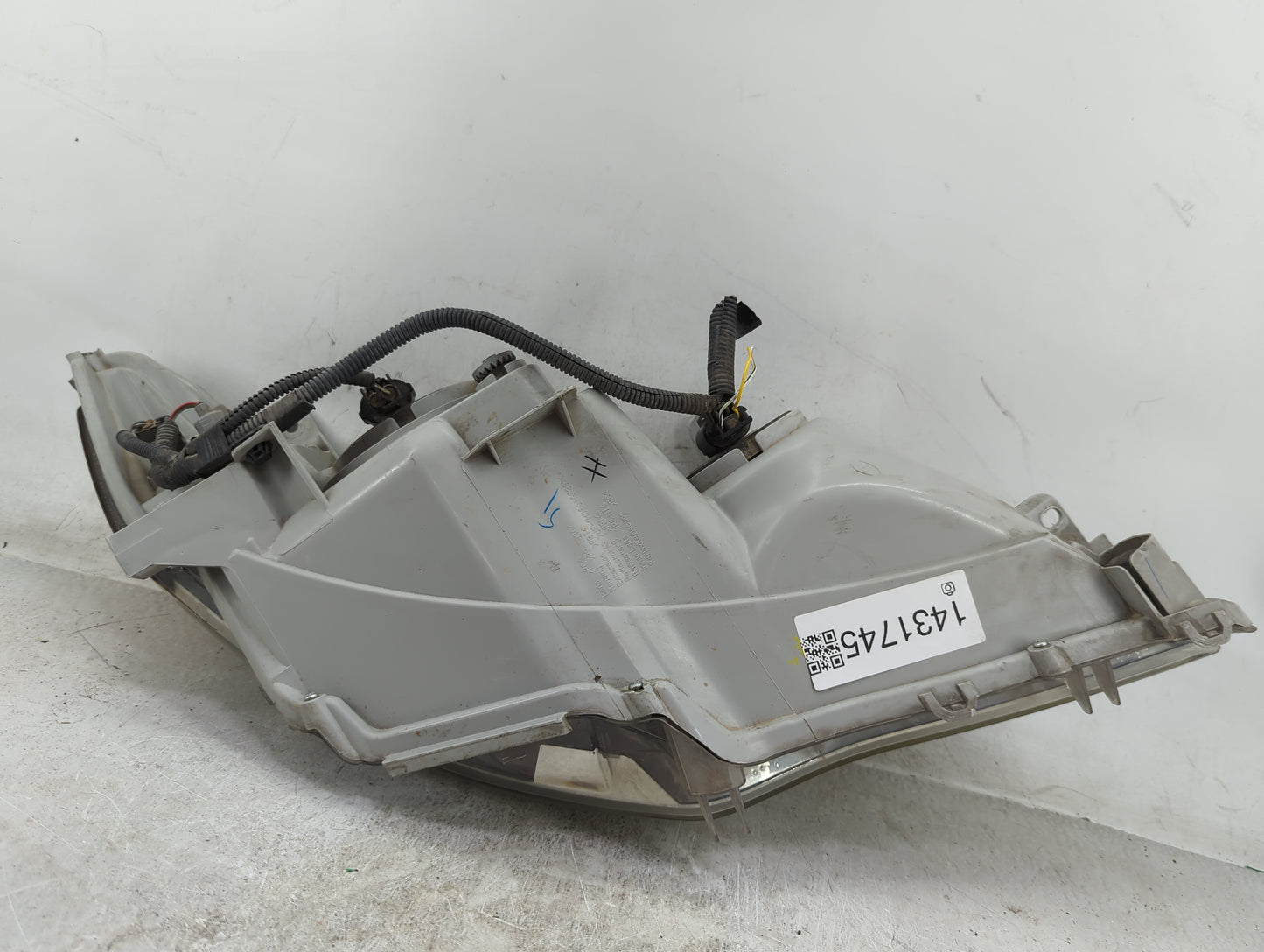 2012-2014 Toyota Camry Passenger Right Oem Head Light Headlight Lamp - Oemusedautoparts1.com