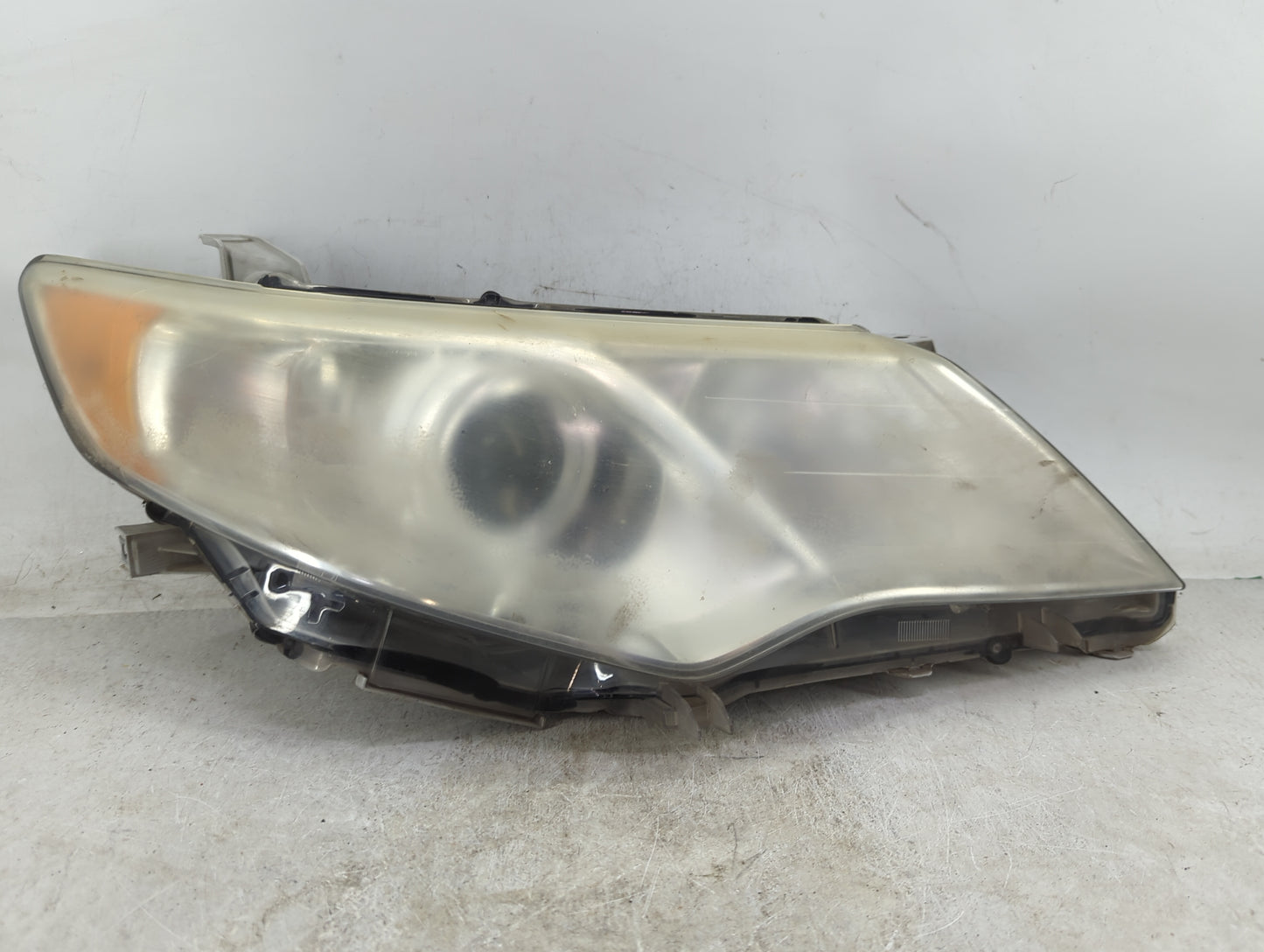 2012-2014 Toyota Camry Passenger Right Oem Head Light Headlight Lamp - Oemusedautoparts1.com