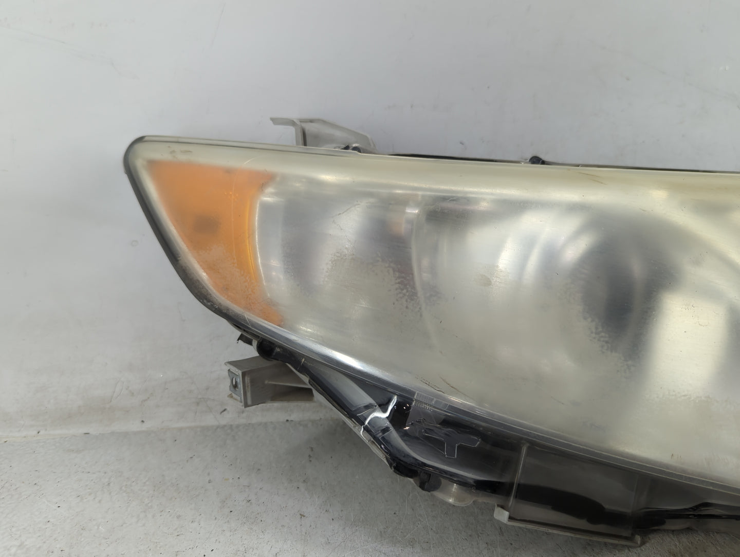 2012-2014 Toyota Camry Passenger Right Oem Head Light Headlight Lamp - Oemusedautoparts1.com
