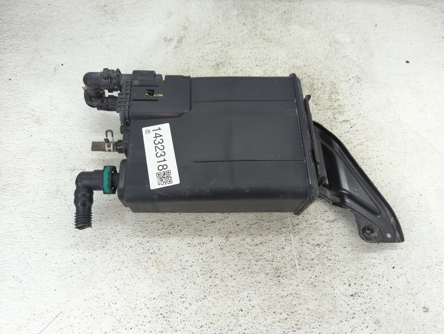 2014 Toyota Camry Fuel Vapor Charcoal Canister 1432318 - Oemusedautoparts1.com