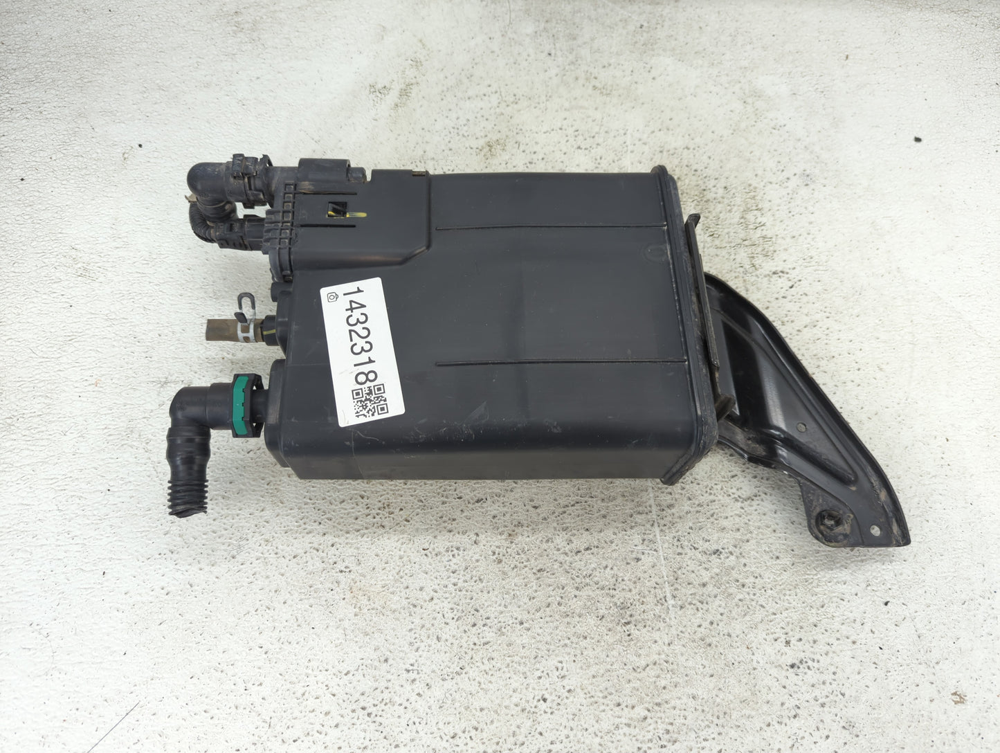 2014 Toyota Camry Fuel Vapor Charcoal Canister 1432318 - Oemusedautoparts1.com
