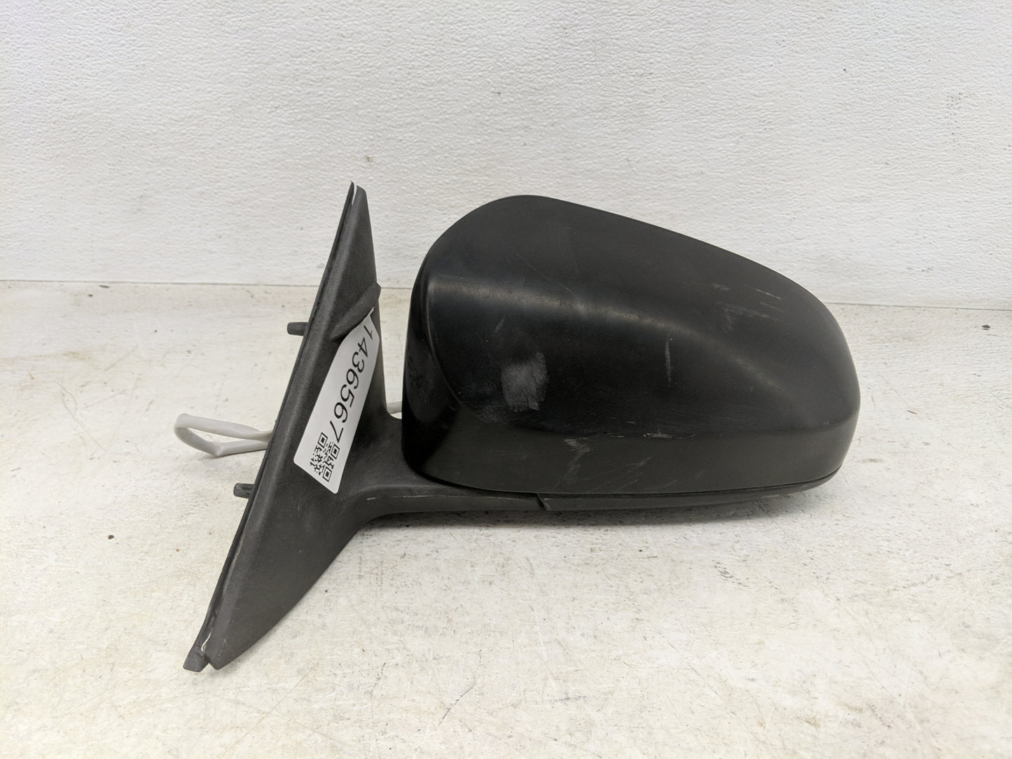 2012-2014 Toyota Camry Driver Side View Mirror - Left Door Mirror OEM Used - Oemusedautoparts1.com