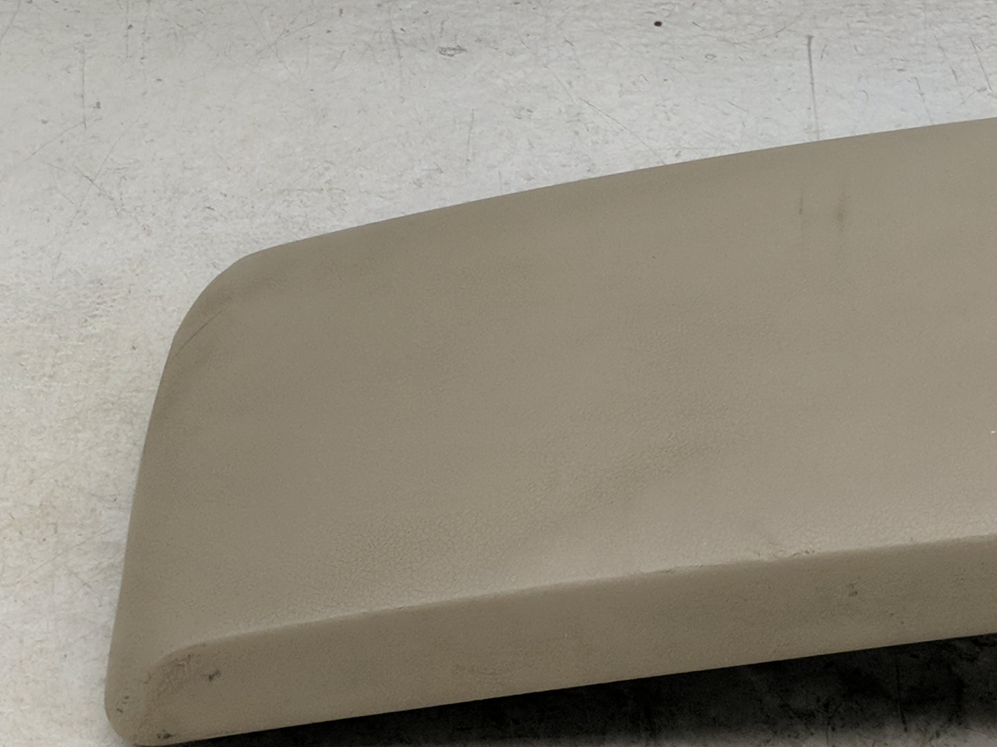 2014 Toyota Camry Center Console Armrest Cover Lid Fits OEM Used Auto Parts - Oemusedautoparts1.com