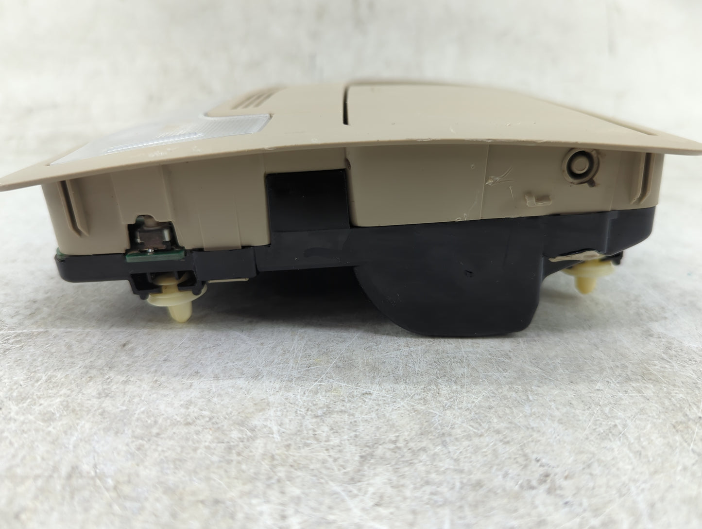2014 Toyota Camry Overhead Roof Console - Oemusedautoparts1.com