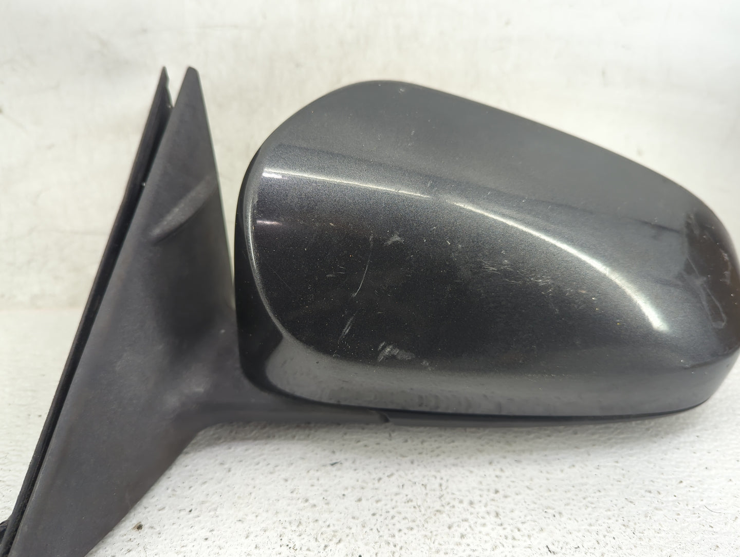 2012-2014 Toyota Camry Driver Side View Mirror - Left Door Mirror OEM Used - Oemusedautoparts1.com