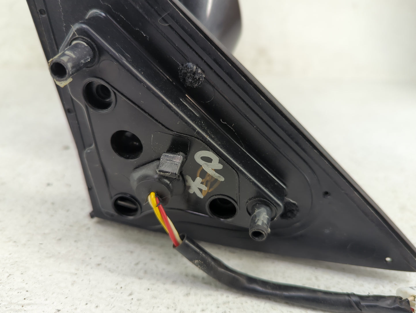 2012-2014 Toyota Camry Driver Side View Mirror - Left Door Mirror OEM Used - Oemusedautoparts1.com