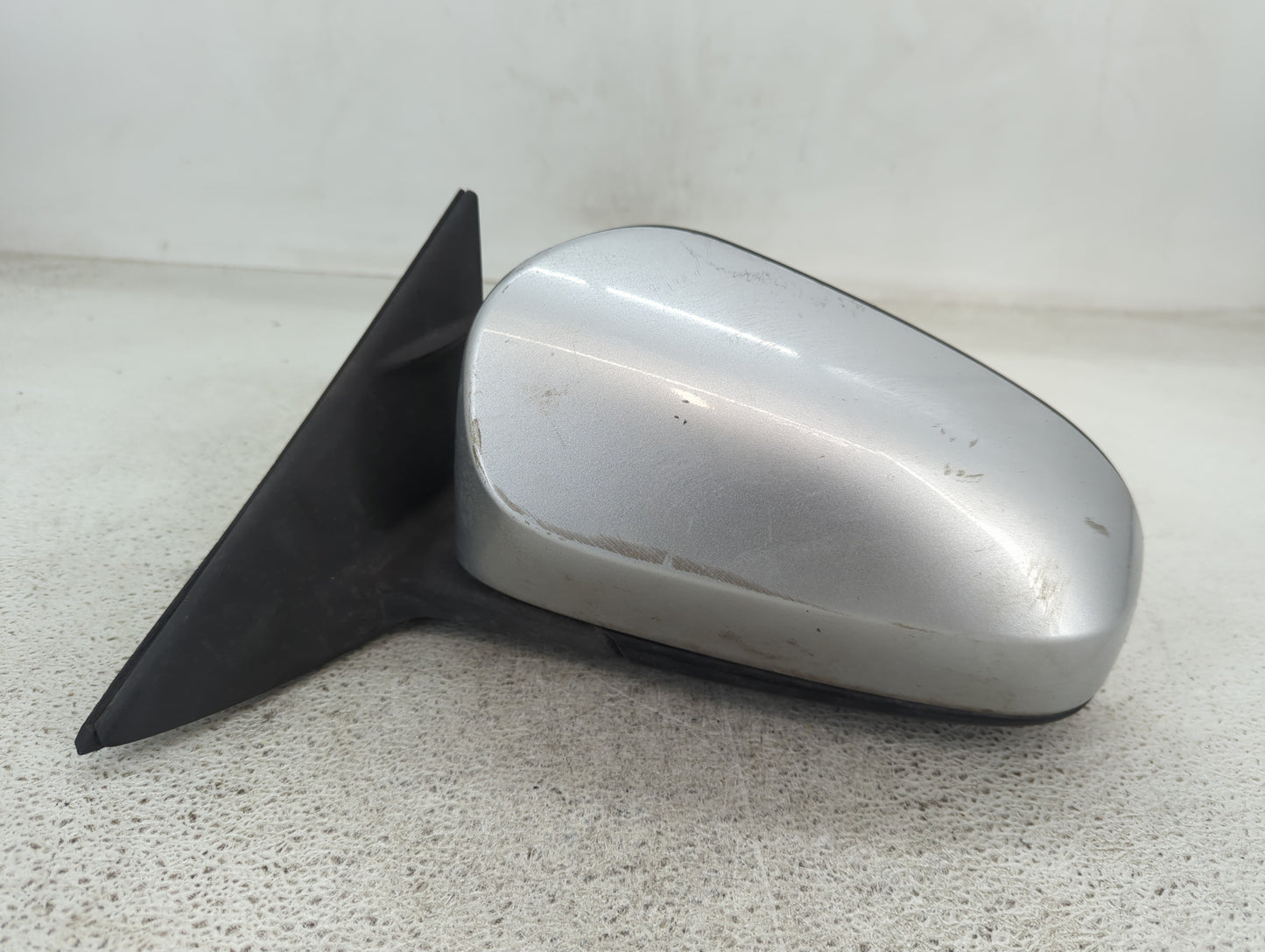 2012-2014 Toyota Camry Driver Side View Mirror - Left Door Mirror OEM Used - Oemusedautoparts1.com