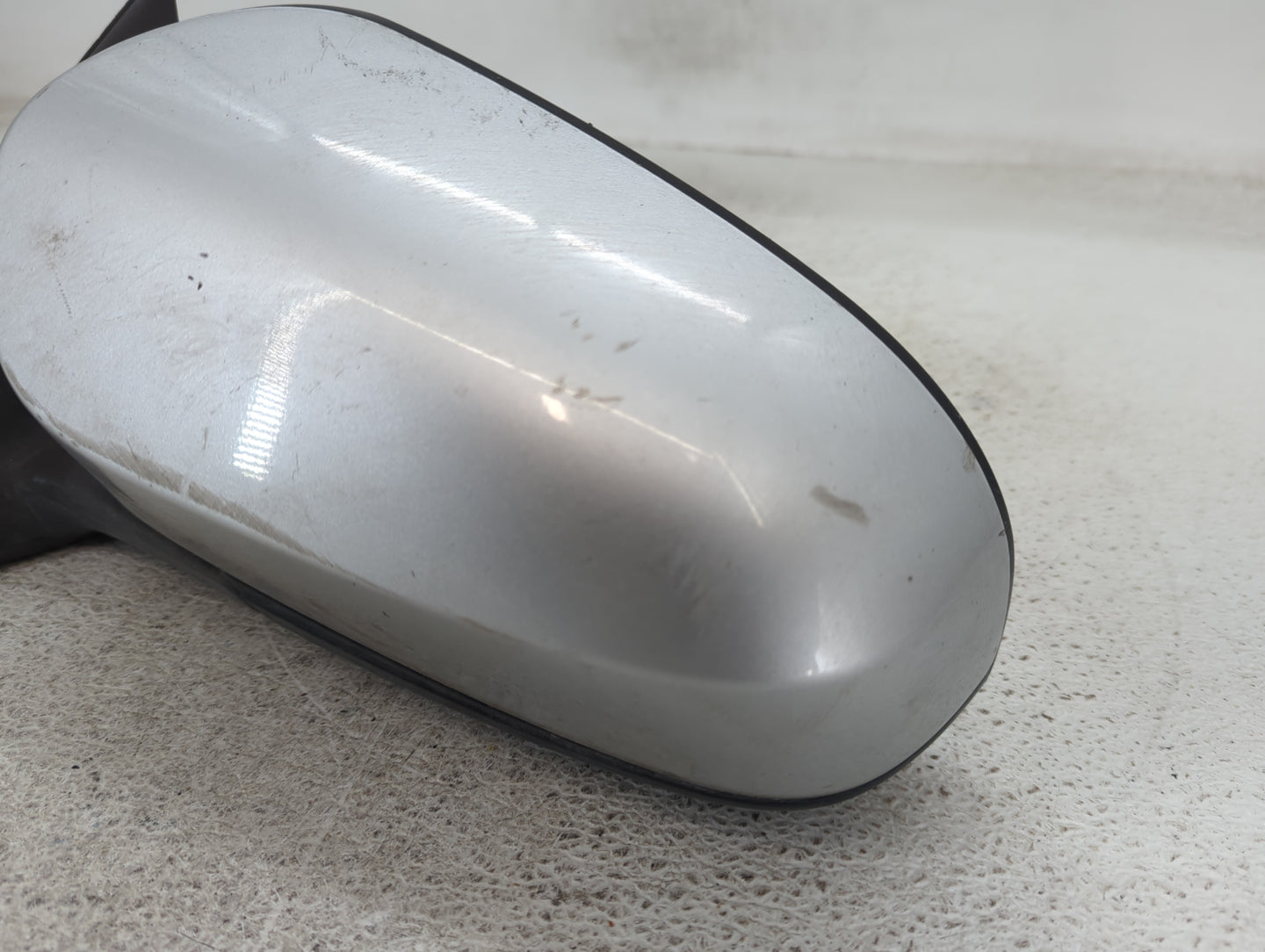 2012-2014 Toyota Camry Driver Side View Mirror - Left Door Mirror OEM Used - Oemusedautoparts1.com