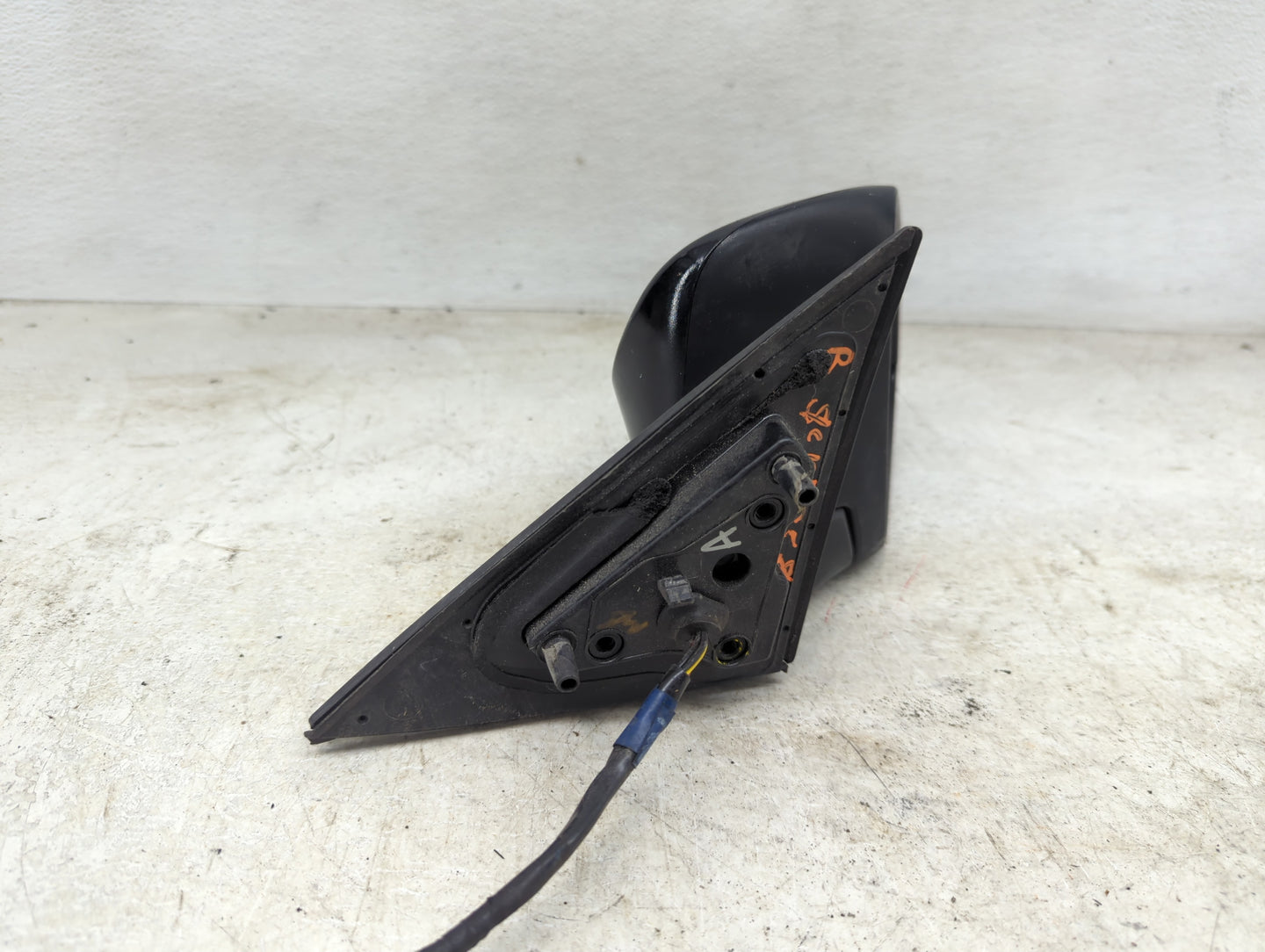 2012-2014 Toyota Camry Passenger Side View Mirror - Right Door Mirror OEM Used - Oemusedautoparts1.com
