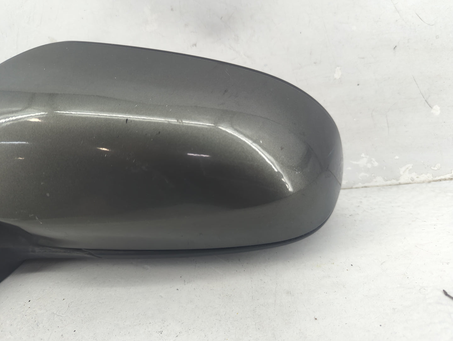 2012-2014 Toyota Camry Driver Side View Mirror - Left Door Mirror OEM Used - Oemusedautoparts1.com