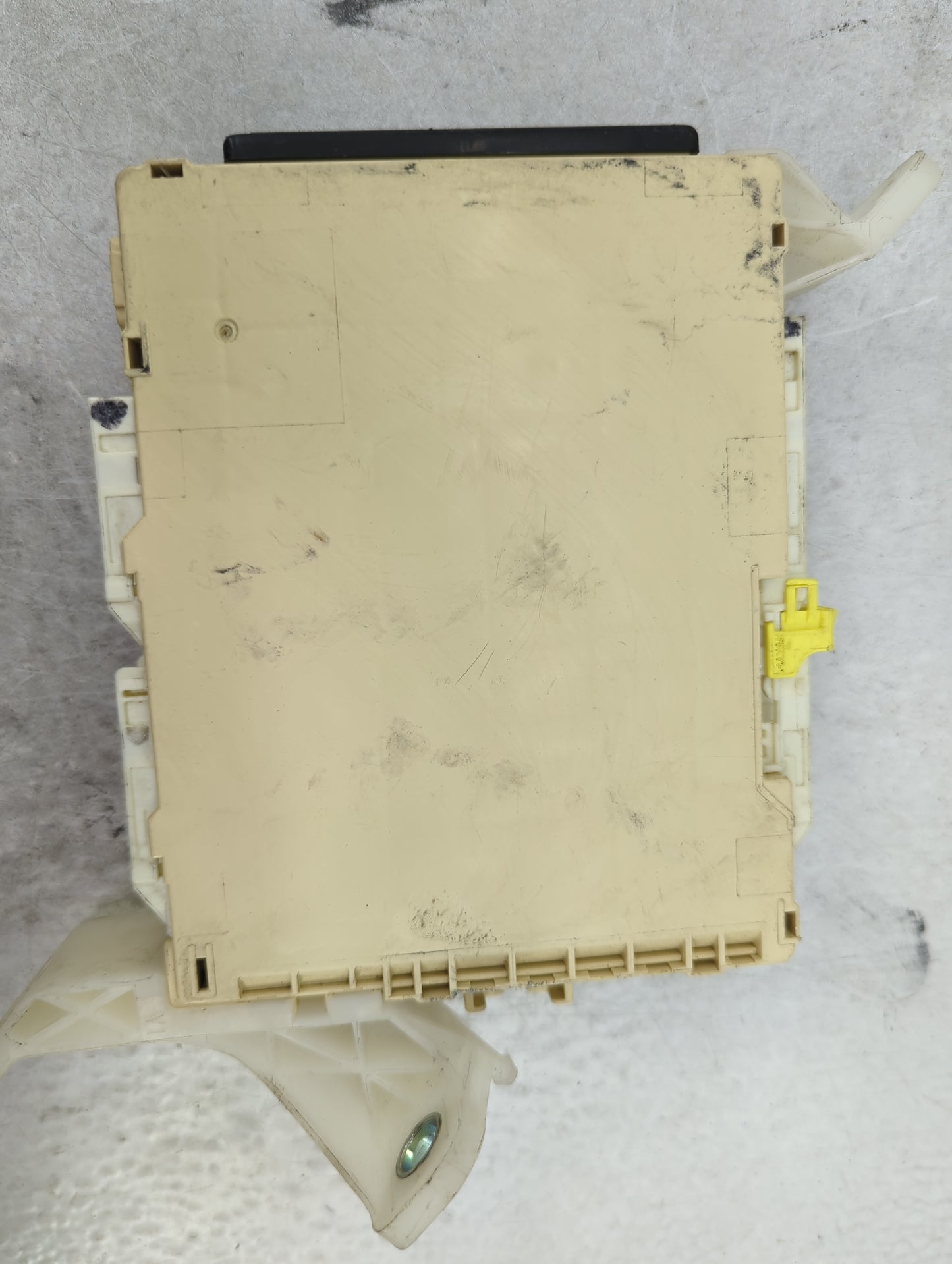 2014 Toyota Camry Multiplex Network Control Module - Oemusedautoparts1.com