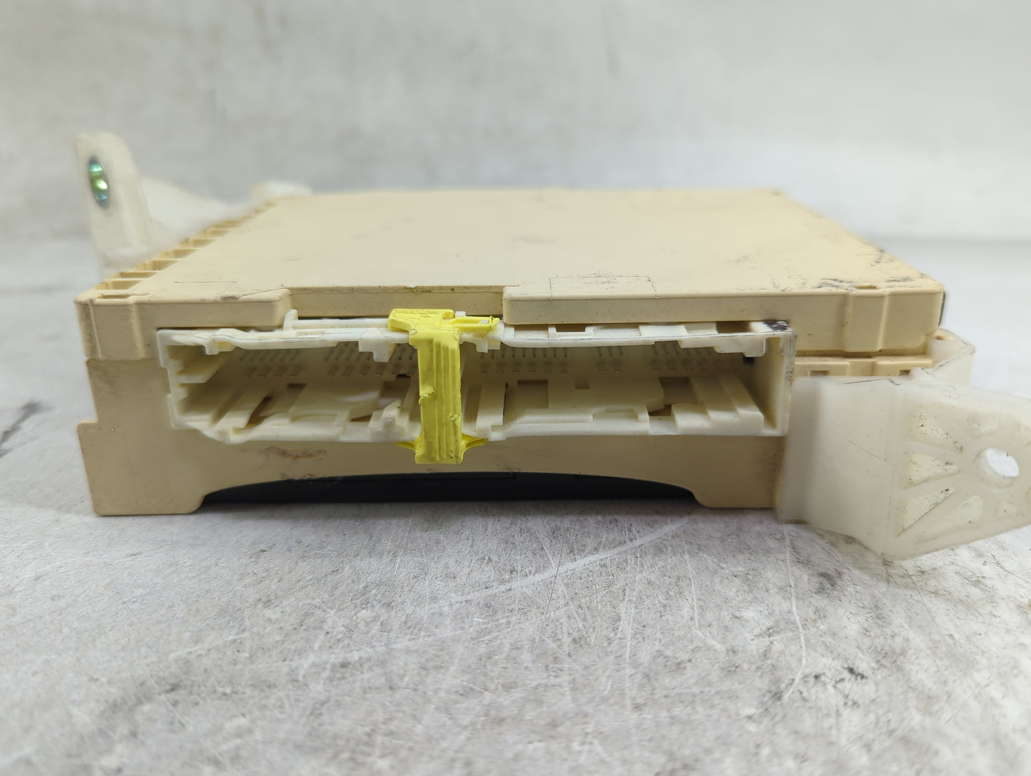 2014 Toyota Camry Multiplex Network Control Module - Oemusedautoparts1.com