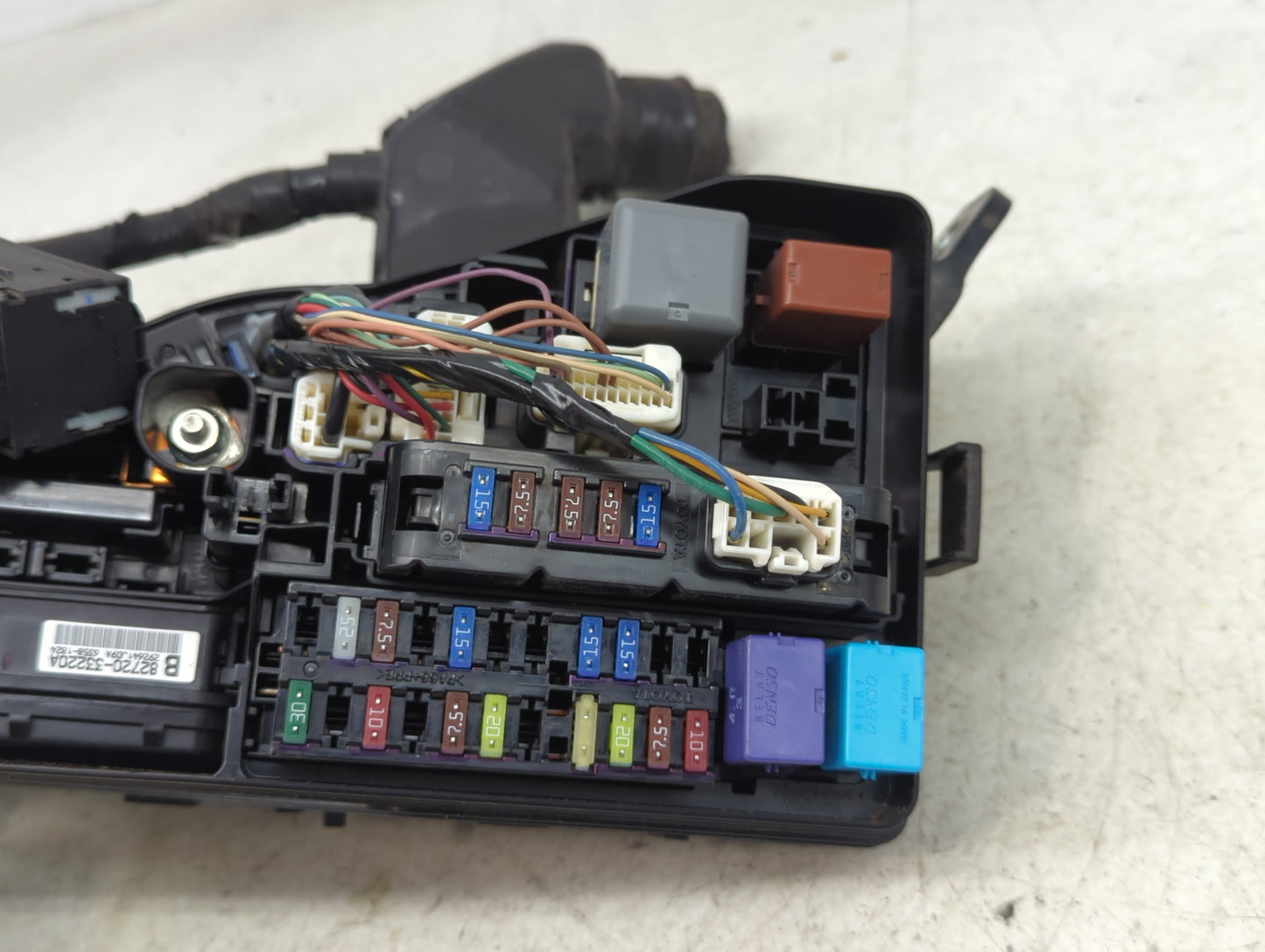 2012-2017 Toyota Camry Fusebox Fuse Box Panel Relay Module P/N:82720-33220A Fits Fits 2012 2013 2014 2015 2016 2017 OEM Used