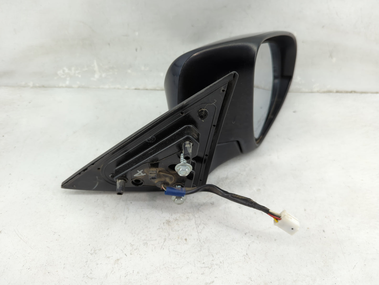 2012-2014 Toyota Camry Passenger Side View Mirror - Right Door Mirror OEM Used - Oemusedautoparts1.com