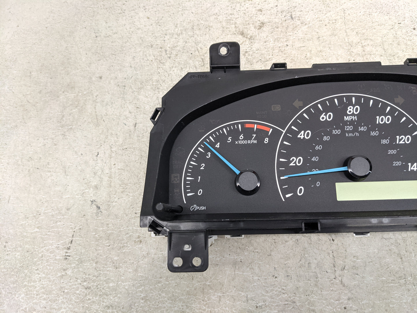 2013-2014 Toyota Camry Instrument Cluster Speedometer Gauges P/N:83800-0X630-00 TN157560-2991 Miles:74K Fits Fits 2013 2014 