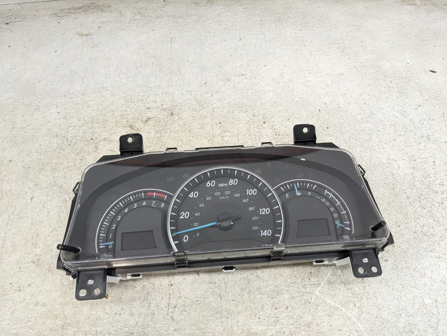 2013-2014 Toyota Camry Instrument Cluster Speedometer Gauges P/N:83800-0X620-00 TN157560-2980 Miles:119K Fits Fits 2013 2014
