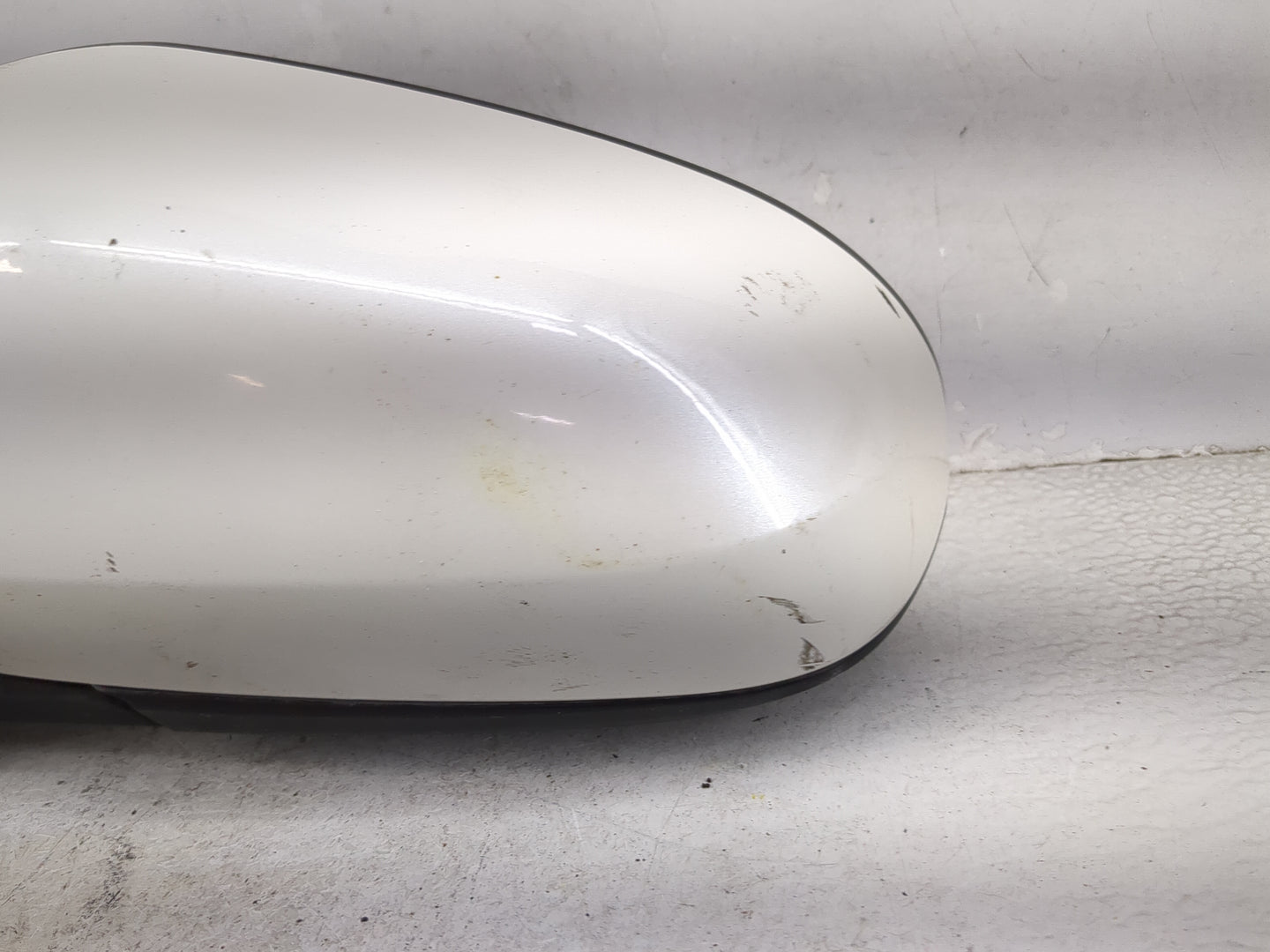 2012-2014 Toyota Camry Driver Side View Mirror - Left Door Mirror OEM Used - Oemusedautoparts1.com