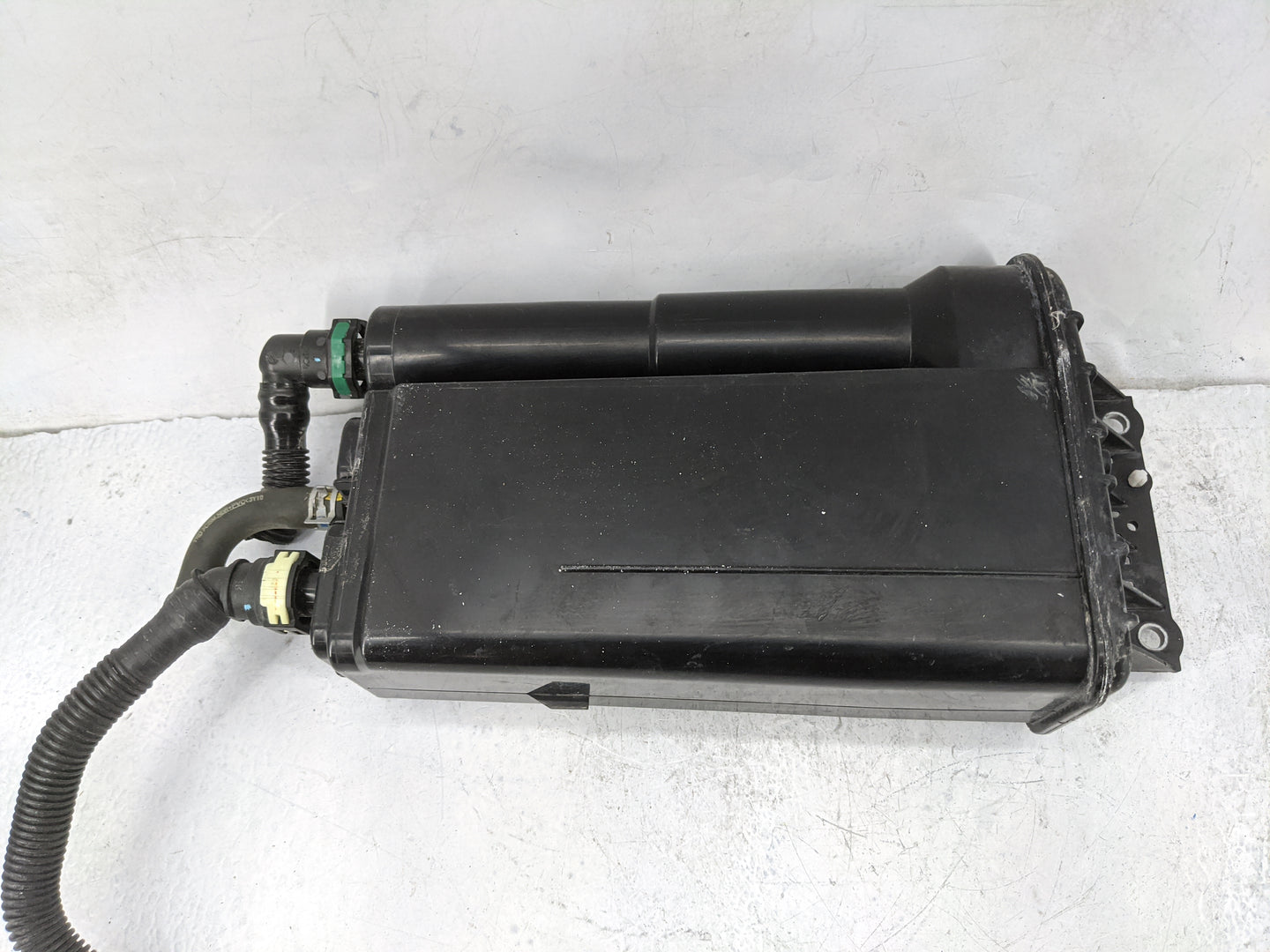 2014 Toyota Camry Fuel Vapor Charcoal Canister 1477269 - Oemusedautoparts1.com