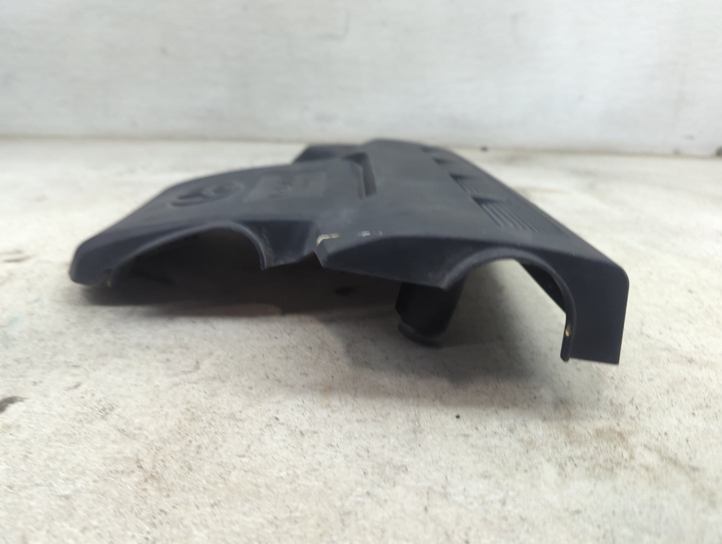 2014 Toyota Camry Engine Cover 1479447 - Oemusedautoparts1.com