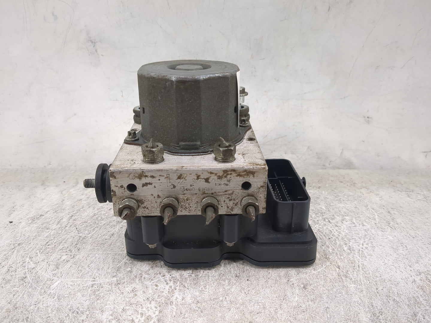 2013-2014 Toyota Camry ABS Pump Control Module Replacement P/N:44540 06080 0265956AD14, 0265239495 Fits Fits 2013 2014 OEM U
