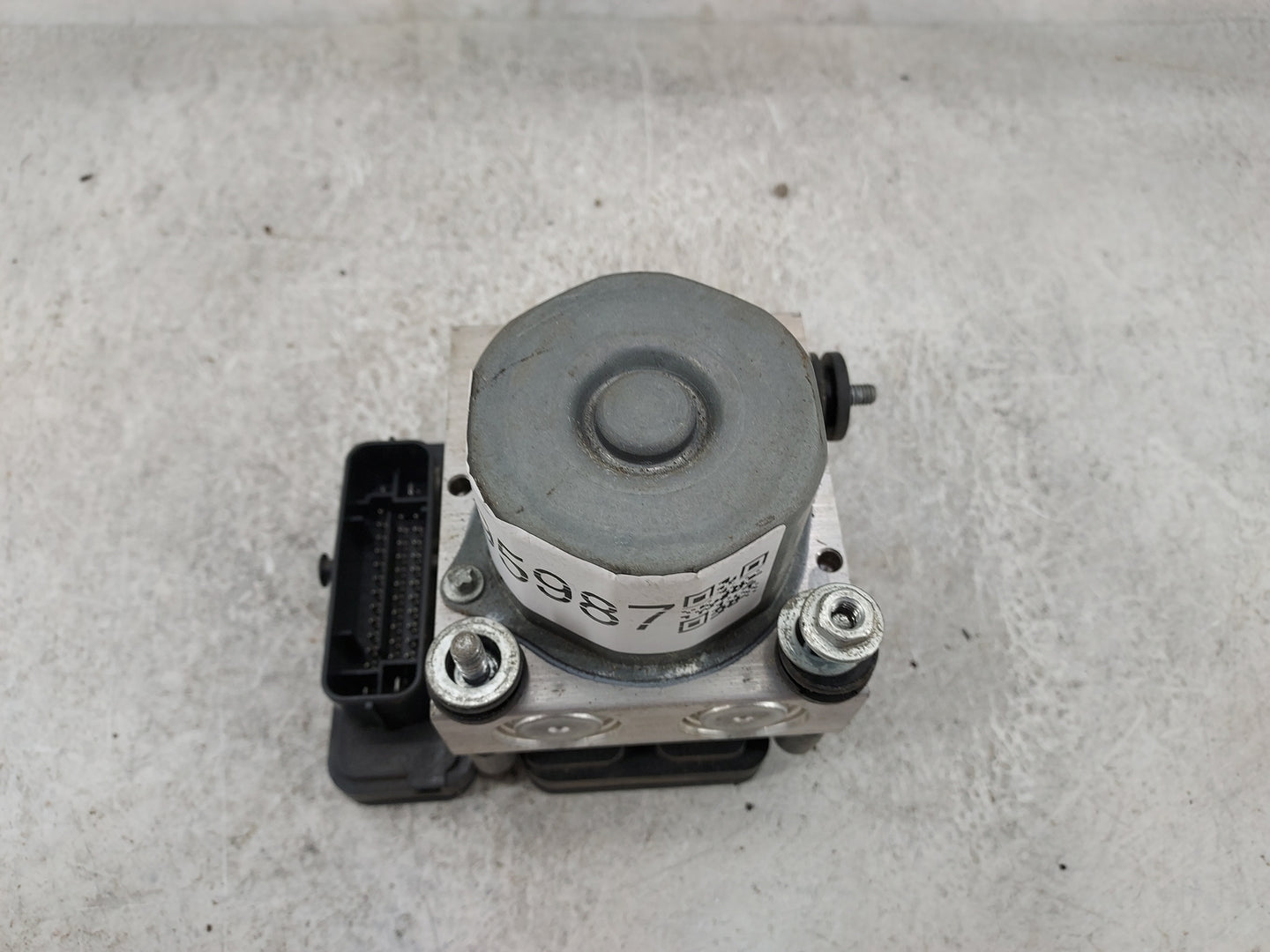 2013-2014 Toyota Camry ABS Pump Control Module Replacement P/N:2265106455 0265956014, 0265236337 Fits Fits 2013 2014 OEM Use