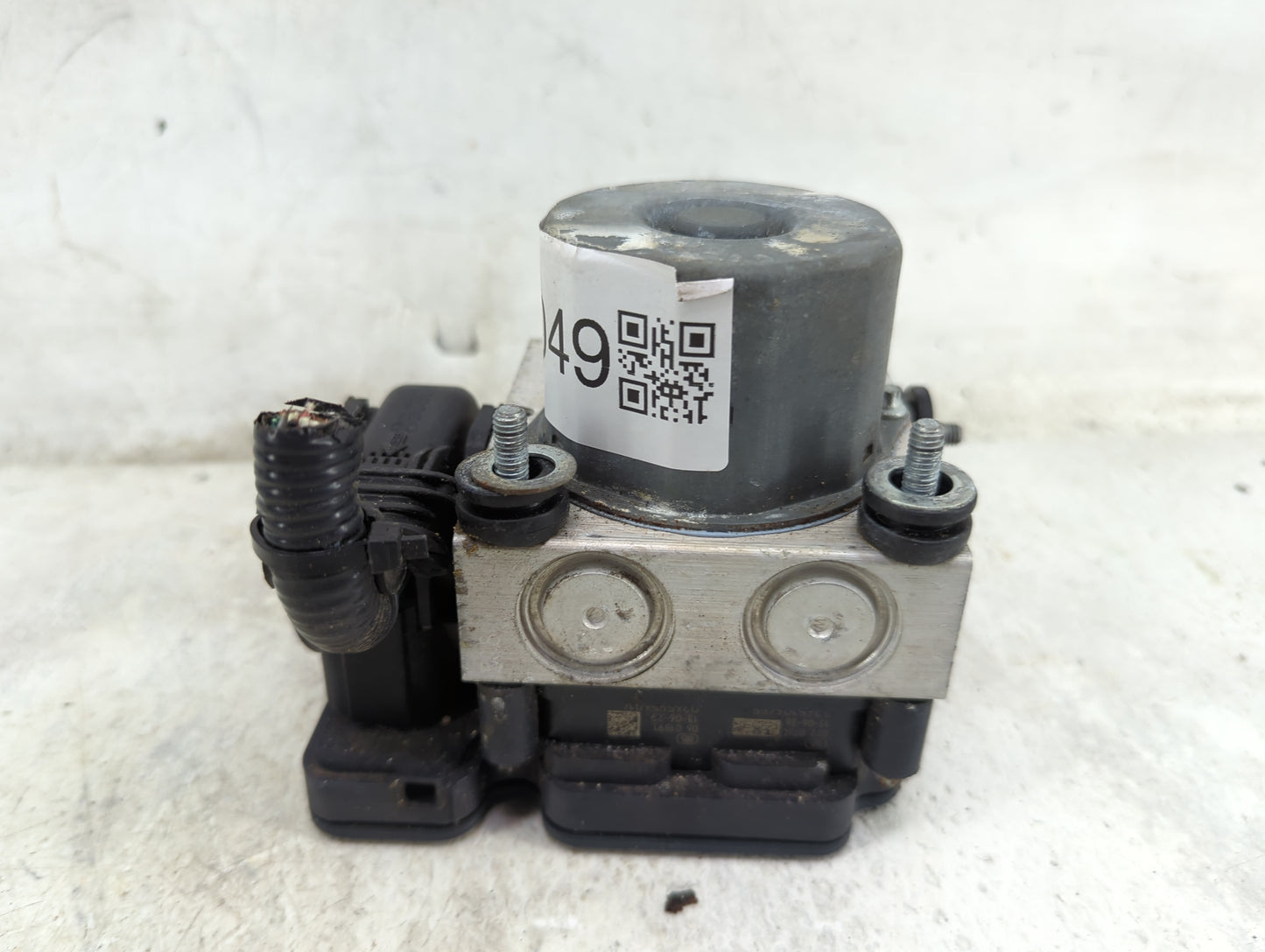 2013-2014 Toyota Camry ABS Pump Control Module Replacement P/N:44540-06170 0 265 342 664 Fits Fits 2013 2014 OEM Used Auto P