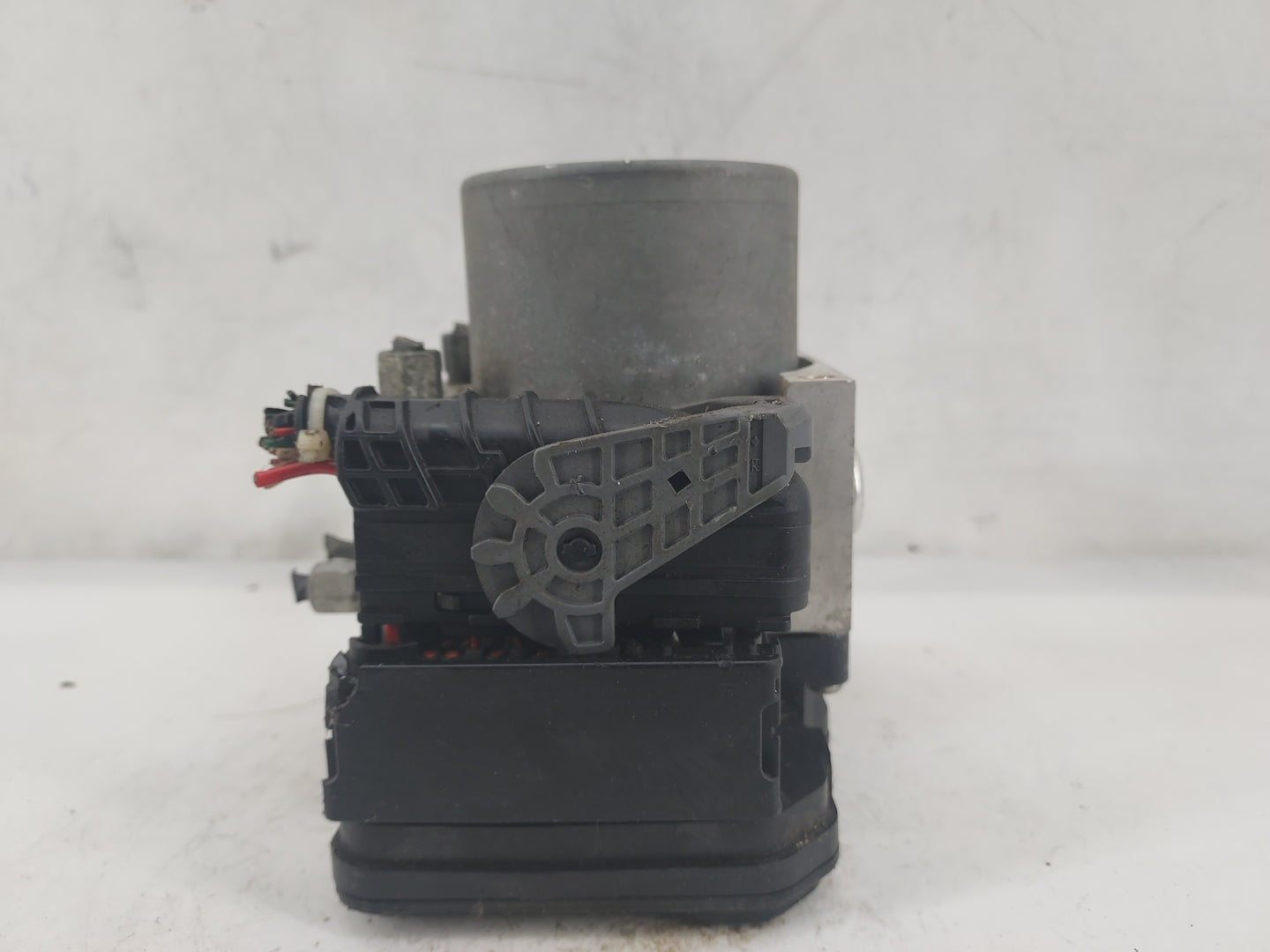 2014 Toyota Camry ABS Pump Control Module Replacement P/N:0265951660 0265256103, PBT-GF30 Fits OEM Used Auto Parts - Oemused