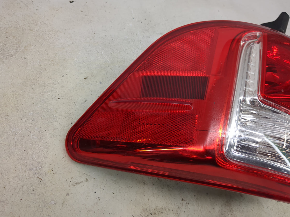 2012-2014 Toyota Camry Passenger Right Side Deck Lid Mounted Tail Light 1512434 - Oemusedautoparts1.com