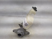 2014-2017 Toyota Camry Brake Master Cylinder 1512831 - Oemusedautoparts1.com