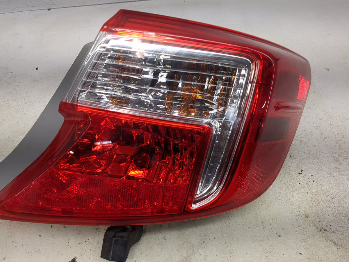 2012-2014 Toyota Camry Tail Light Assembly Passenger Right OEM Fits Fits 2012 2013 2014 OEM Used Auto Parts - Oemusedautopar