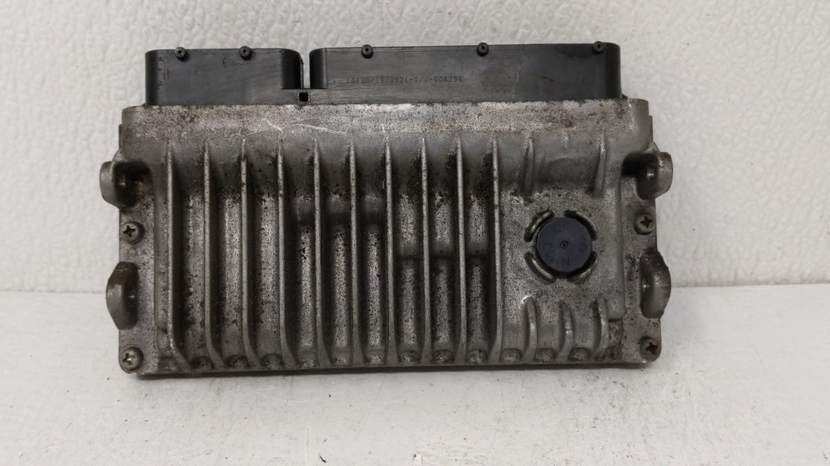 2014 Toyota Camry PCM Engine Control Computer ECU ECM PCU OEM P/N:89661-06K83 89661-06K84 OEM Used Auto Parts - Oemusedautop