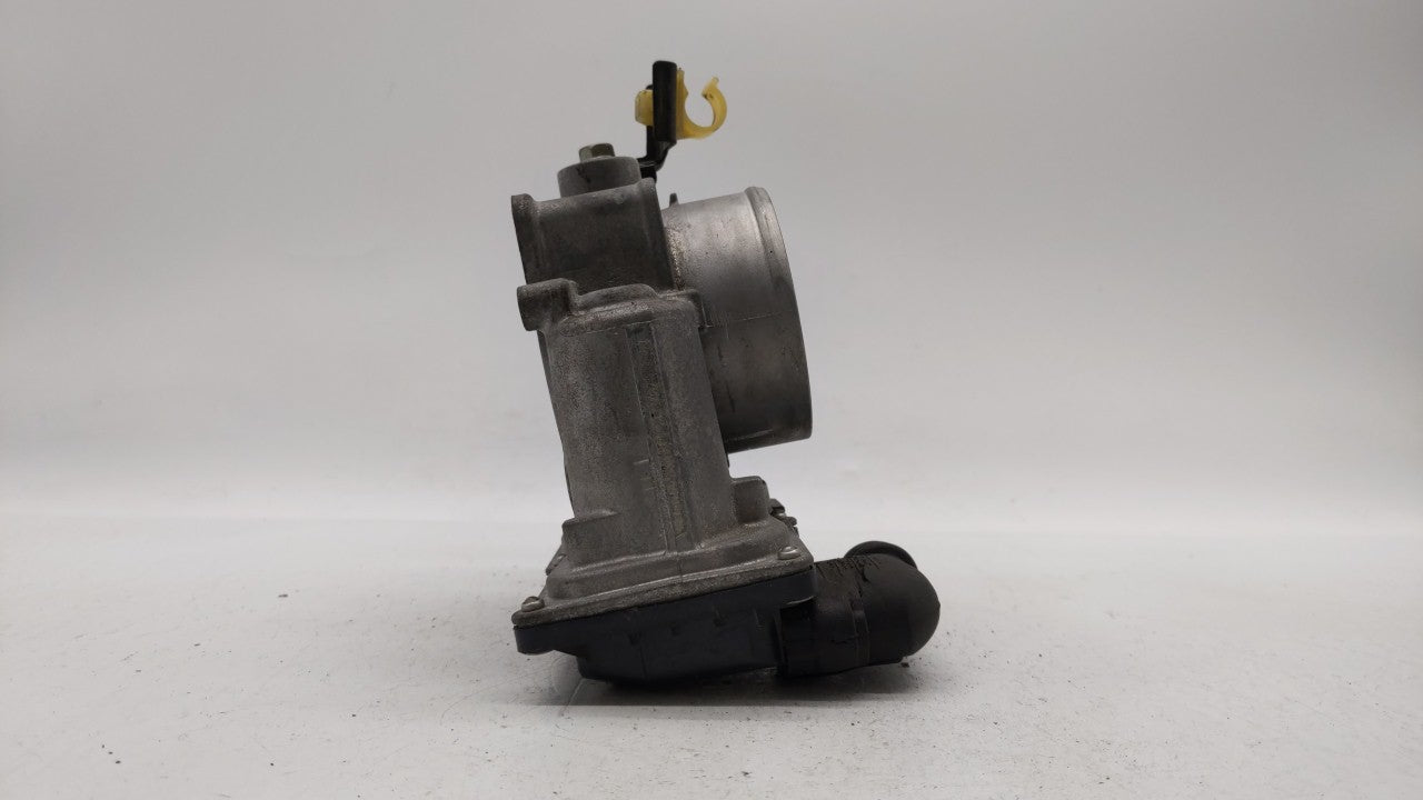 2010-2017 Toyota Camry Throttle Body P/N:22030-36010 22030-0V010 Fits Fits 2009 2010 2011 2012 2013 2014 2015 2016 2017 2018
