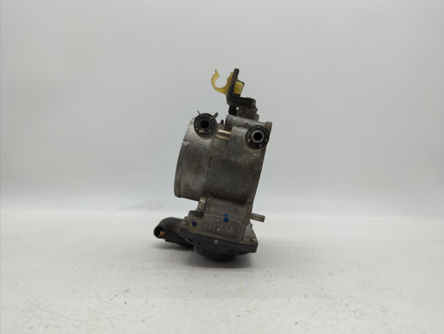 2010-2017 Toyota Camry Throttle Body P/N:22030-36010 22030-0V010 Fits Fits 2009 2010 2011 2012 2013 2014 2015 2016 2017 2018