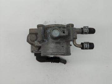 2010-2017 Toyota Camry Throttle Body P/N:22030-36010 22030-0V010 Fits Fits 2009 2010 2011 2012 2013 2014 2015 2016 2017 2018 OEM Used Auto Parts