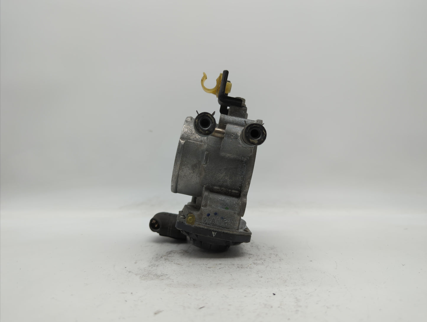 2010-2017 Toyota Camry Throttle Body P/N:22030-36010 22030-0V010 Fits Fits 2009 2010 2011 2012 2013 2014 2015 2016 2017 2018