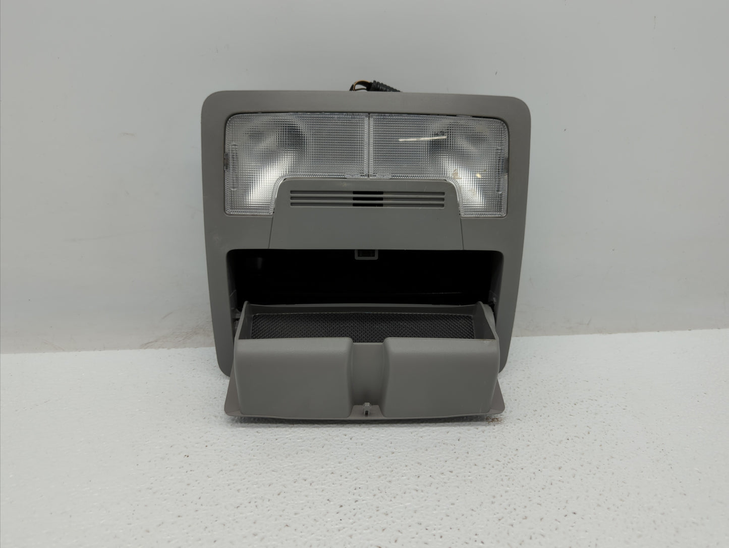 2014 Toyota Camry Overhead Console W/rear Climate Control - Oemusedautoparts1.com